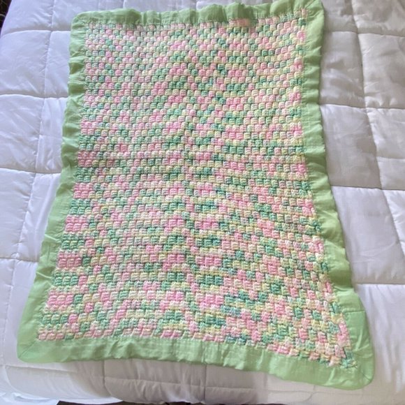 Afghan blanket Vtg Handmade Crochet baby throw - Picture 8 of 8